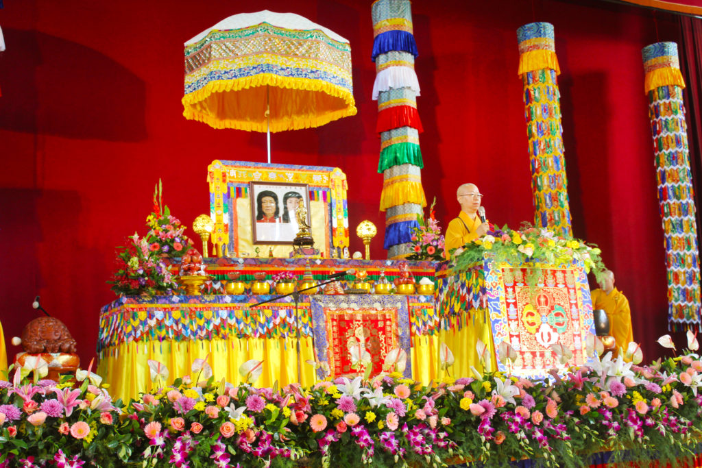 %e6%a1%83%e5%9c%92-%e5%a4%a7%e6%82%b2%e8%a7%80%e9%9f%b3%e5%8a%a0%e6%8c%81%e6%b3%95%e6%9c%83-%e7%85%a7%e7%89%8703